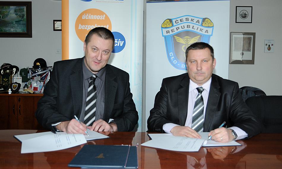 2012-1-16-1316Podpis dohody 1822.JPG